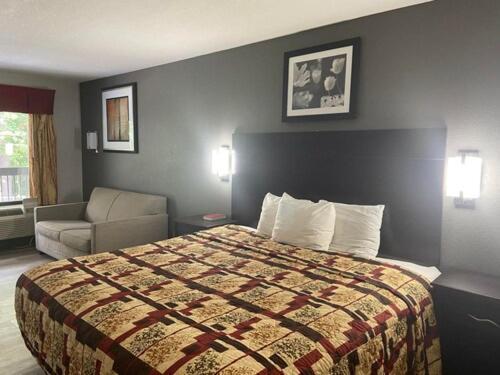 Speedway Inn & Suites Griffin Bagian luar foto